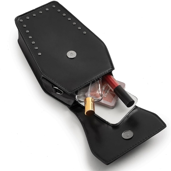 Gothic Coffin Crossbody Bag – Black Faux Leather with Chain NWOT - Picture 11 of 13